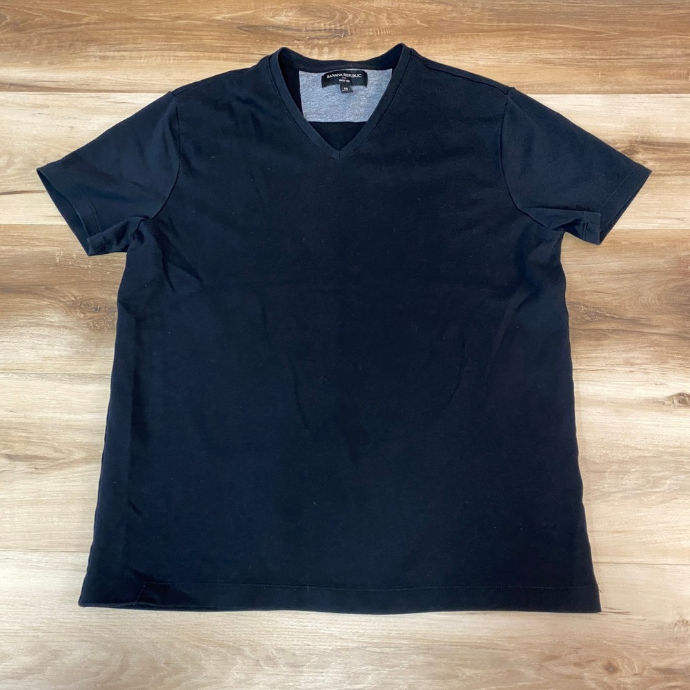 Banana Republic Mens Dress Vee T-Shirt Medium Black V-Neck Short Sleeve